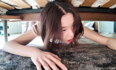 OnlyFans 亞裔媚外博主【LillieNue】被閨蜜的男友在吊床猛操 調整閨蜜男友的極限 (1)